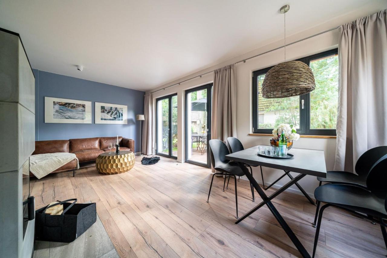 Haus Schlehe -Domizil Am Ostseewald Zingst Exteriör bild