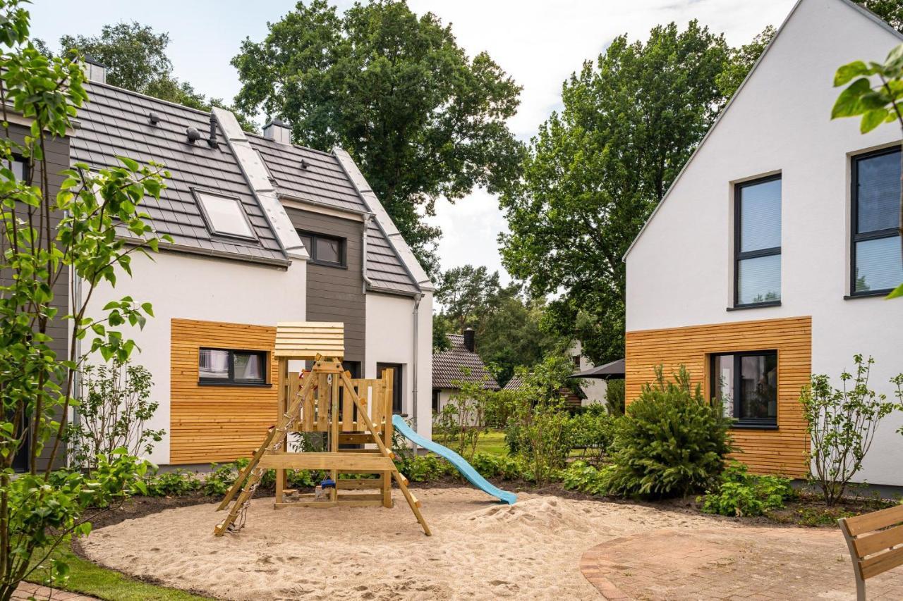 Haus Schlehe -Domizil Am Ostseewald Zingst Exteriör bild